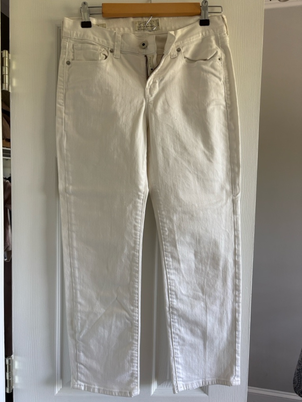 Classic White Straight-Leg Lucky Jeans